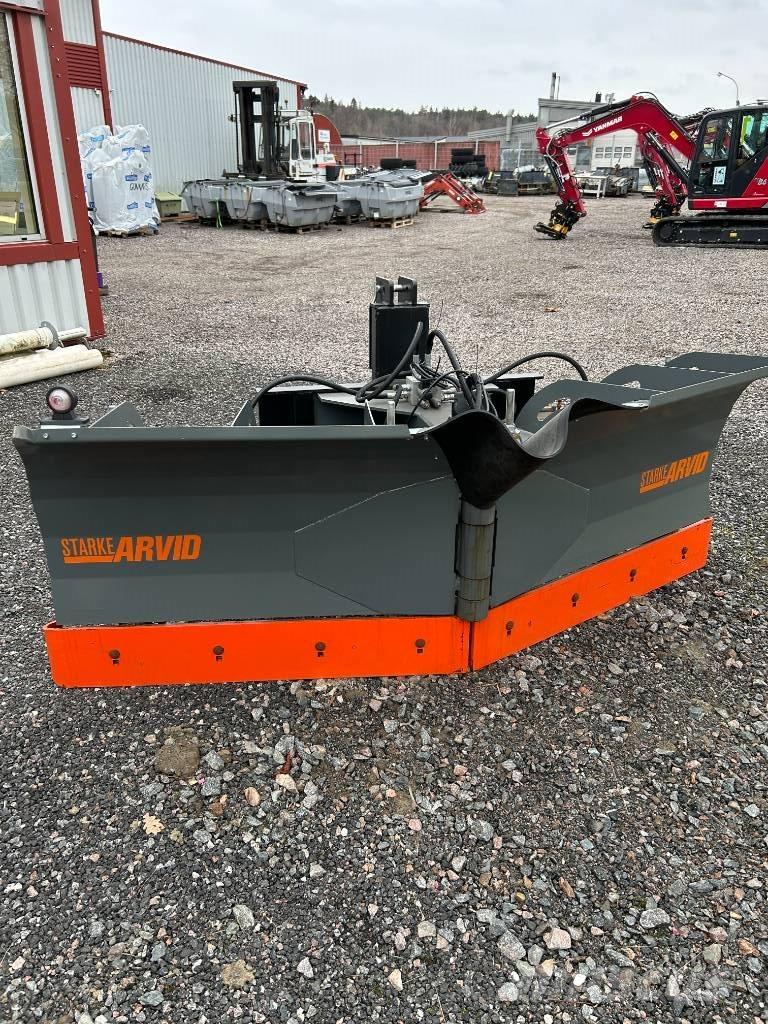 Fjärås 245 vikplog Sneeuwruimers en -schuivers