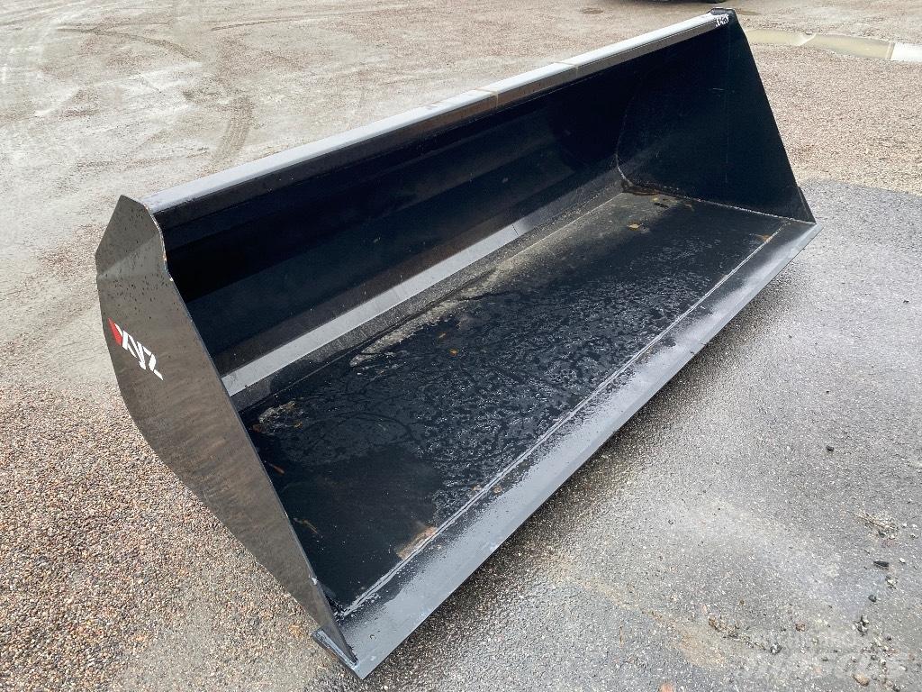 XYZ Snöskopa 240 Voorladeraccessoires