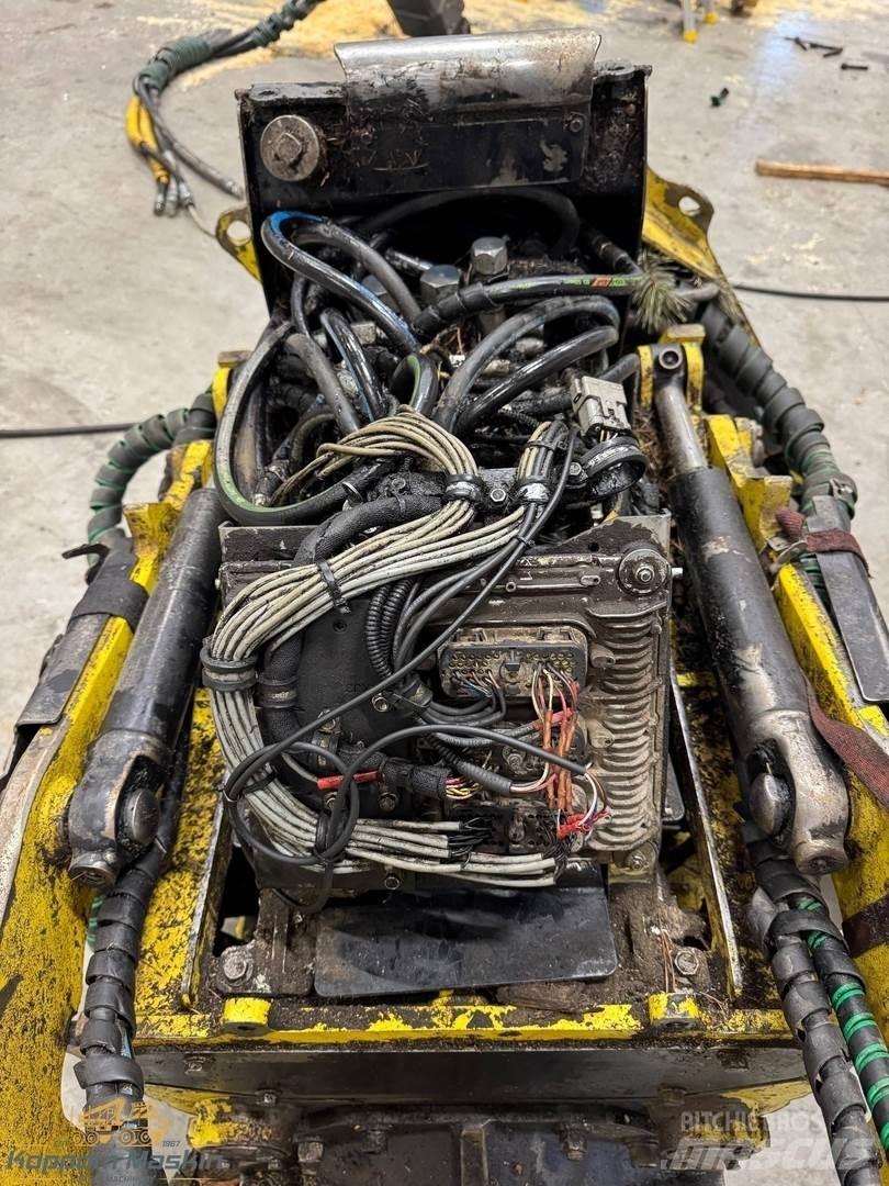 John Deere H415 Boomvelkoppen