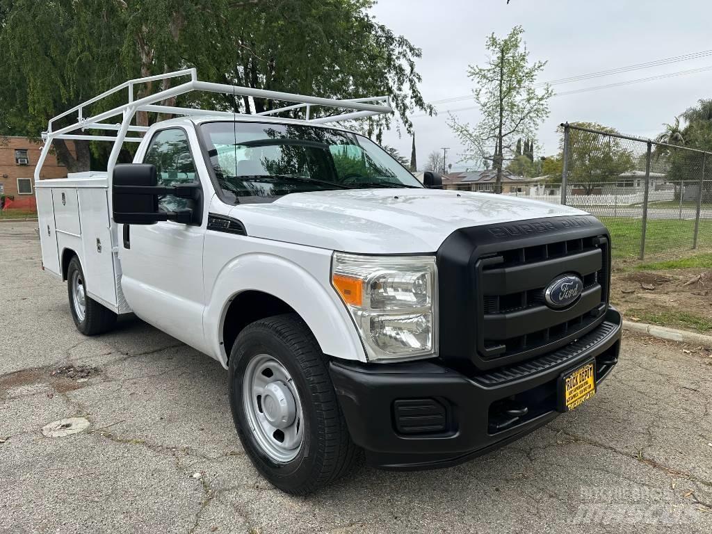Ford F 350 Bestelwagens met open laadbak