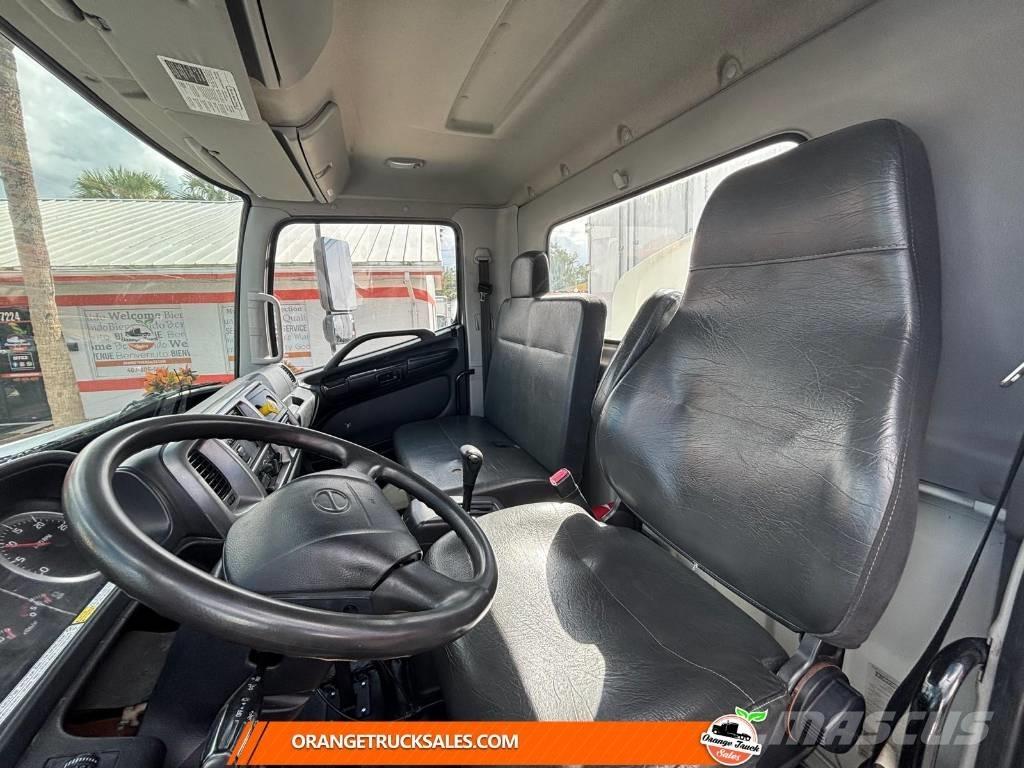 Hino 338 Water tankwagens