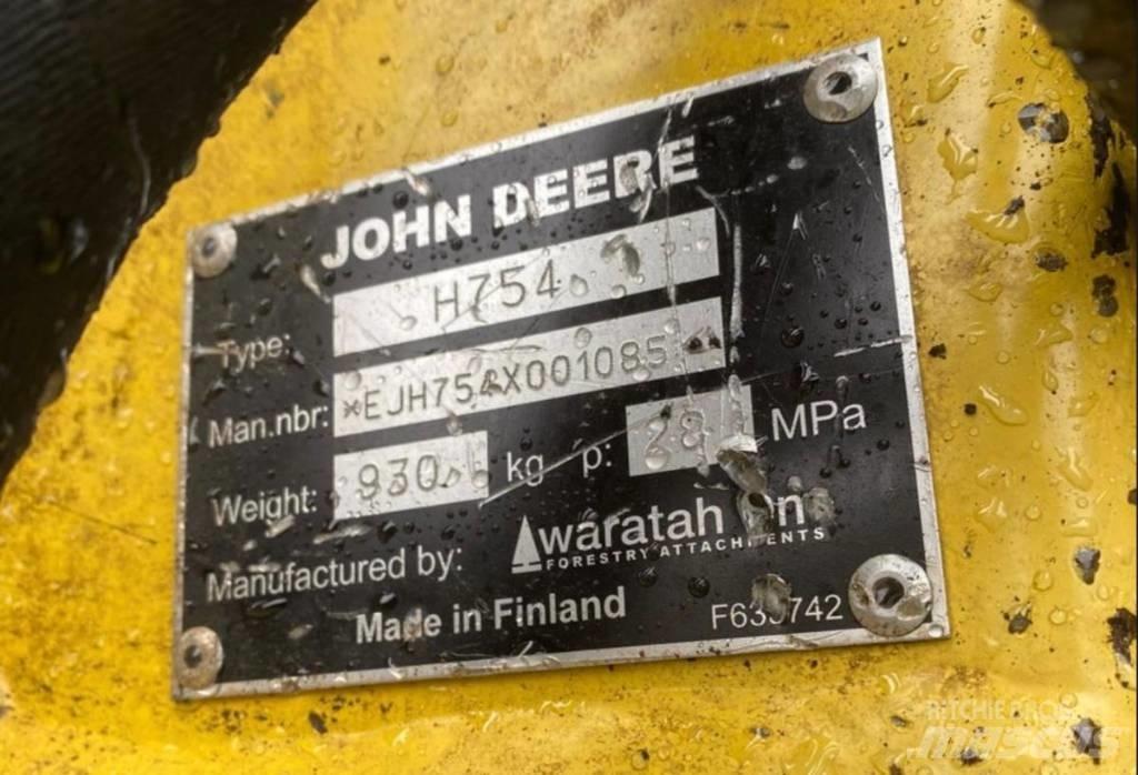 John Deere 1070 D Harvesters