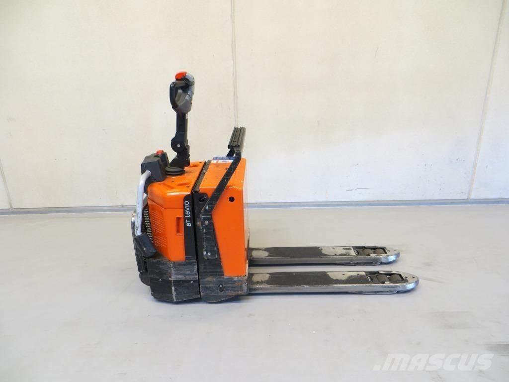 BT LPE200/8 Meerij pallettruck met platform