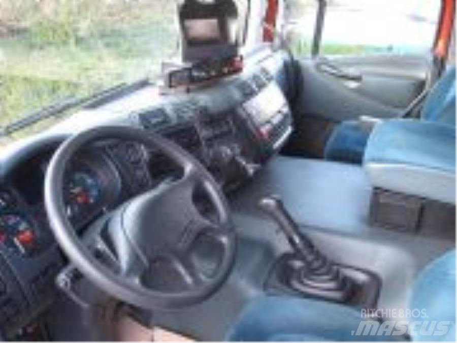 DAF CF75 FAN Vuilniswagens