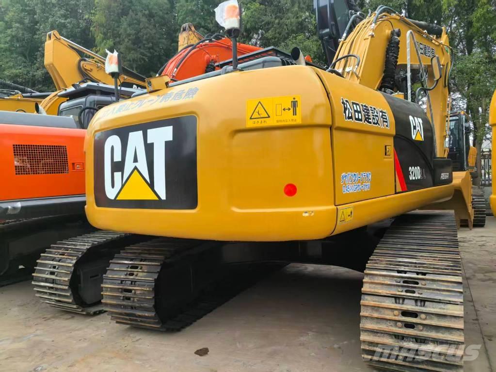 CAT 320D2 Rupsgraafmachines