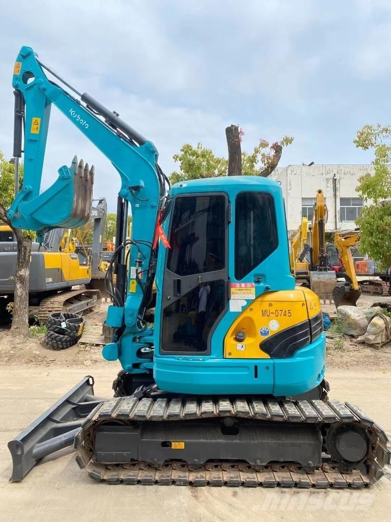 Kubota U40 Minigraafmachines < 7t