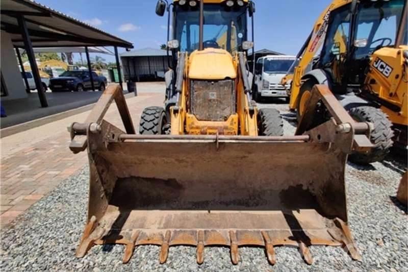 JCB 3CX 4X4 TLB Graaf-laadcombinaties