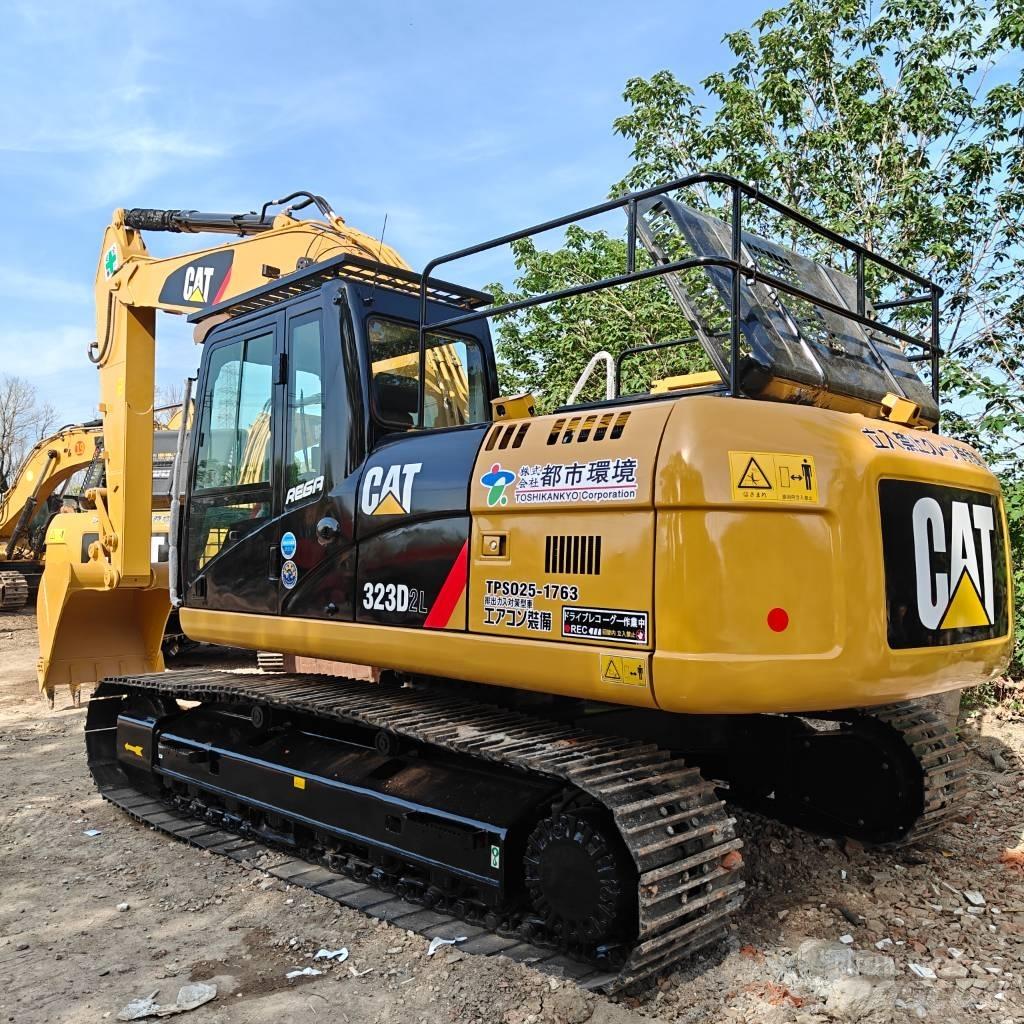 CAT 323D2L Rupsgraafmachines