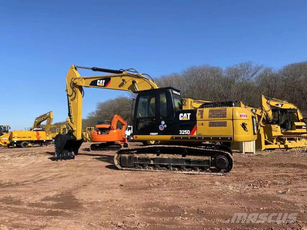CAT 325D Rupsgraafmachines