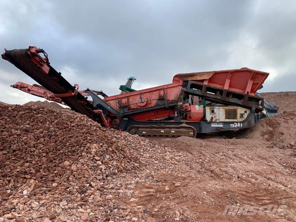 Sandvik QE 341 Mobiele zeefinstallaties