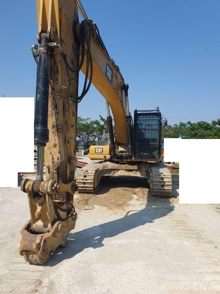 CAT 330F Rupsgraafmachines