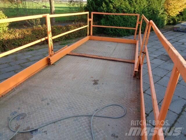 Liftlux SL140-24 Schaarhoogwerkers