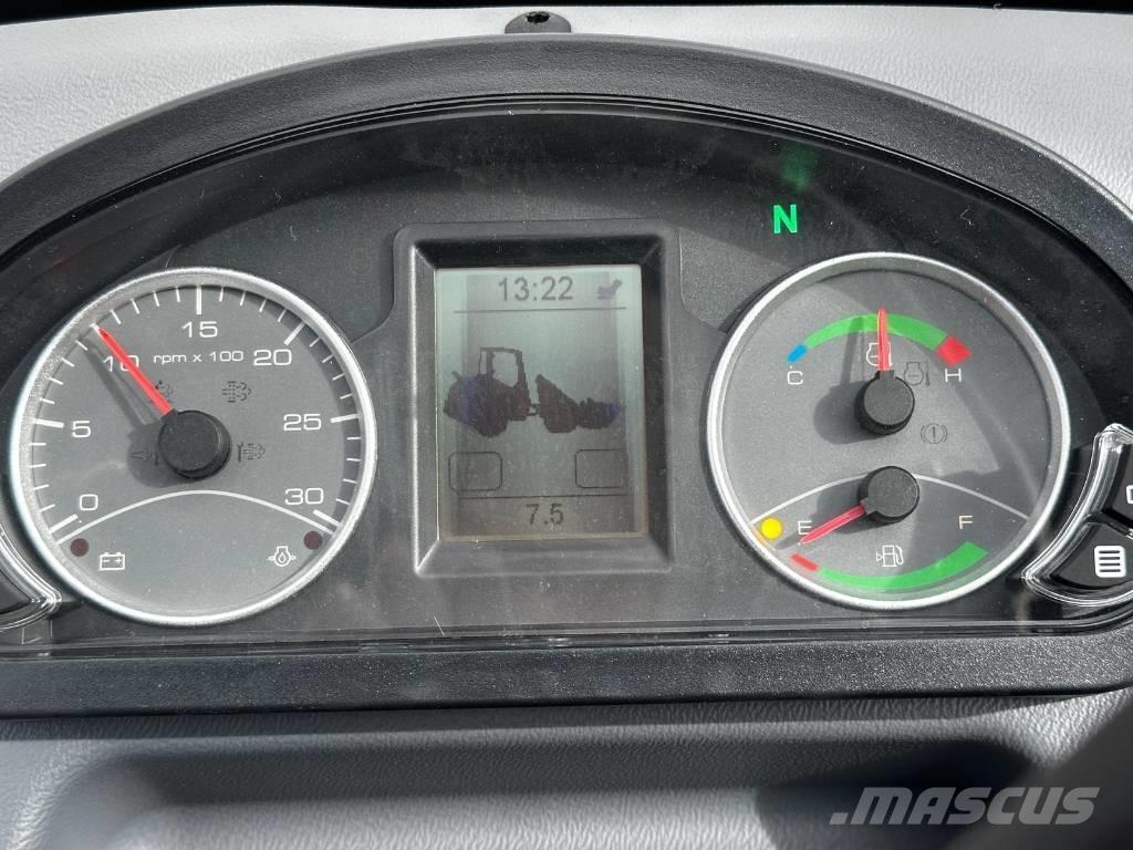 Mecalac AX 850 Wielladers