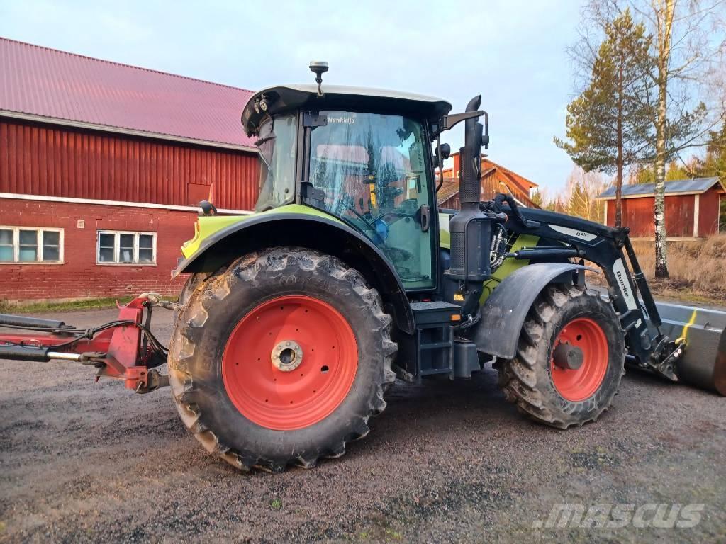 CLAAS Arion 530 Tractoren