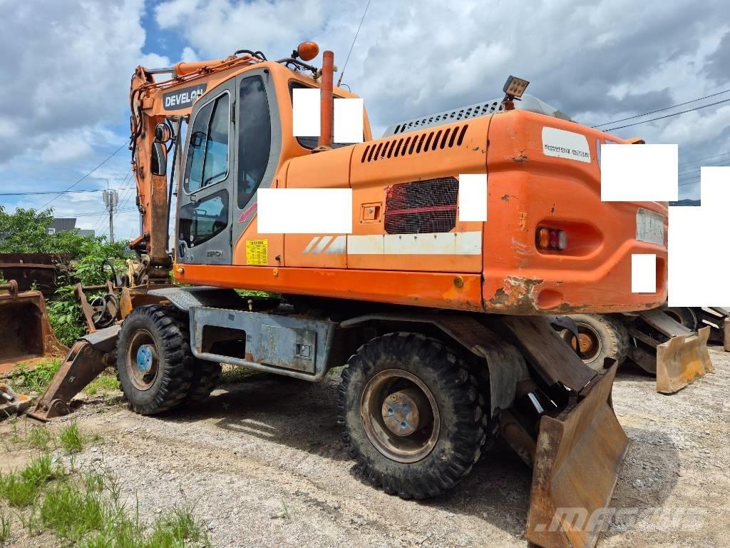 Doosan DX210WA Wielgraafmachines
