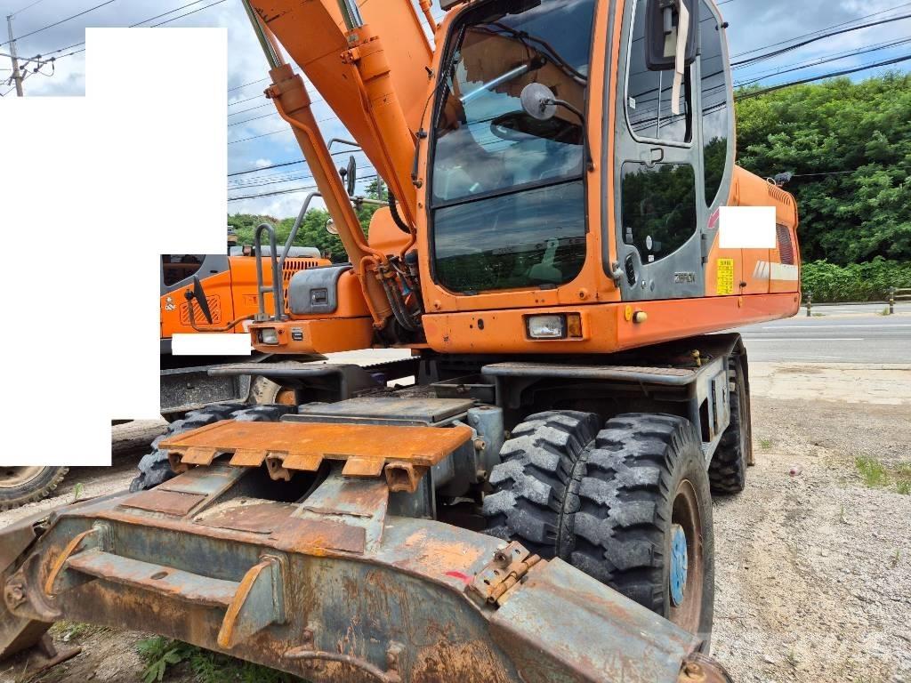 Doosan DX210WA Wielgraafmachines
