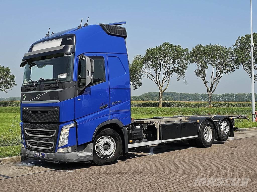 Volvo FH 500 Containertrucks met kabelsysteem