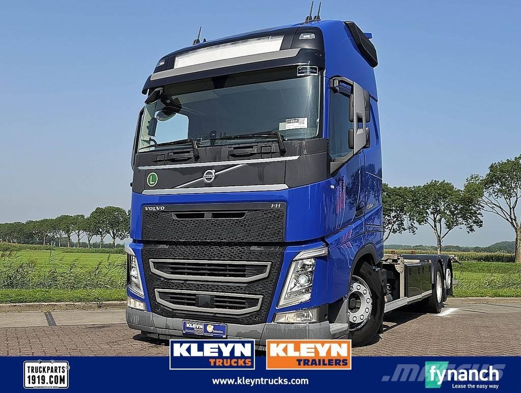 Volvo FH 500 Containertrucks met kabelsysteem