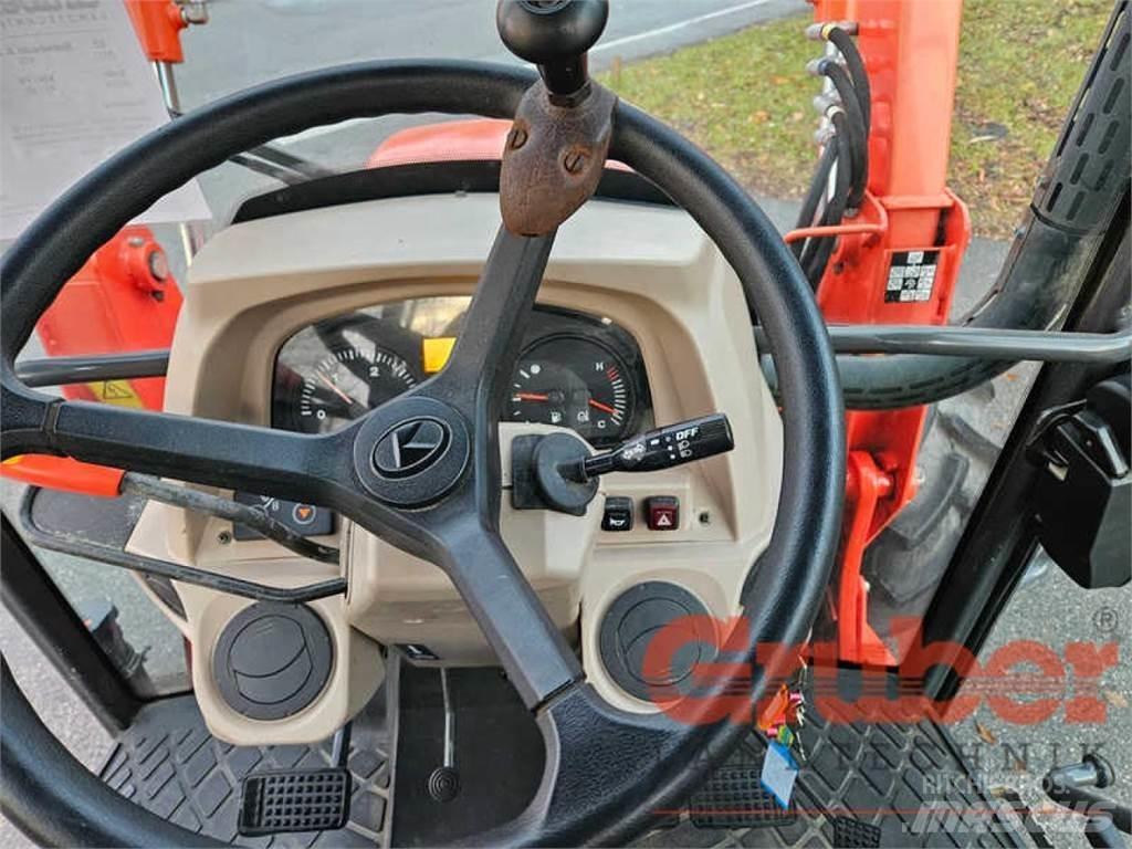 Kubota M6040 Tractoren