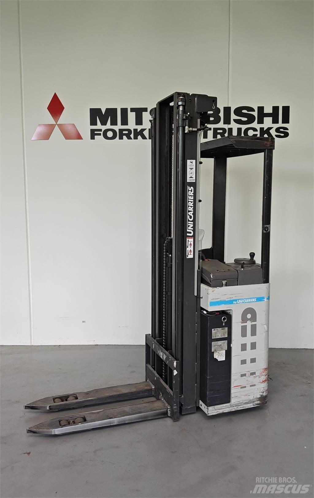 Atlet AJN/160SDT Meerij pallettruck met platform