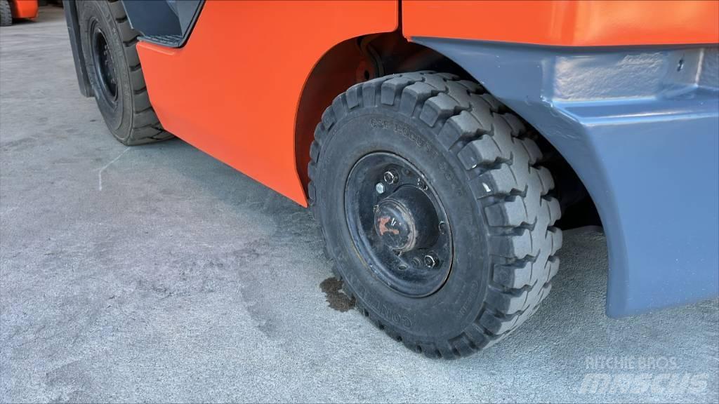 Toyota 02-8 FDF 18 Diesel heftrucks