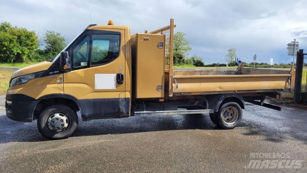 Iveco 35C 15 Bestelwagens met open laadbak