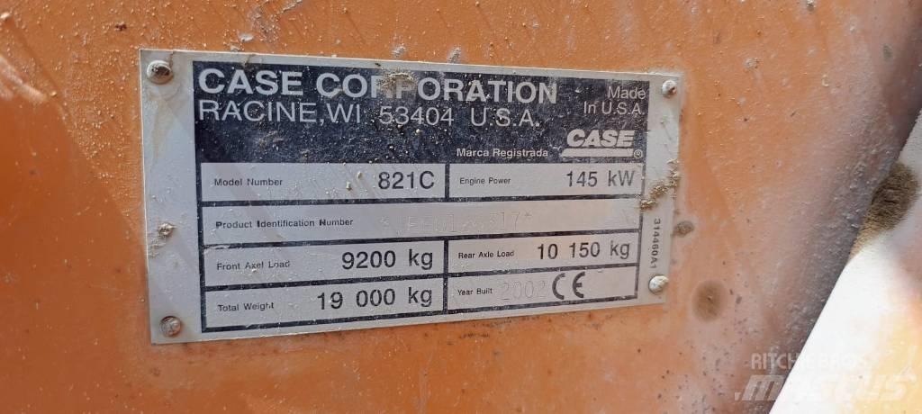 CASE 821 C Wielladers