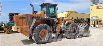 CASE 821 C Wielladers