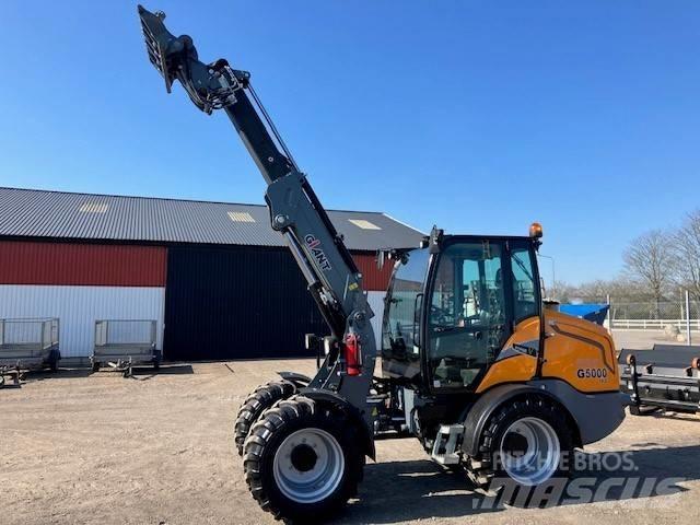 GiANT G5000 tele Verreikers voor landbouw
