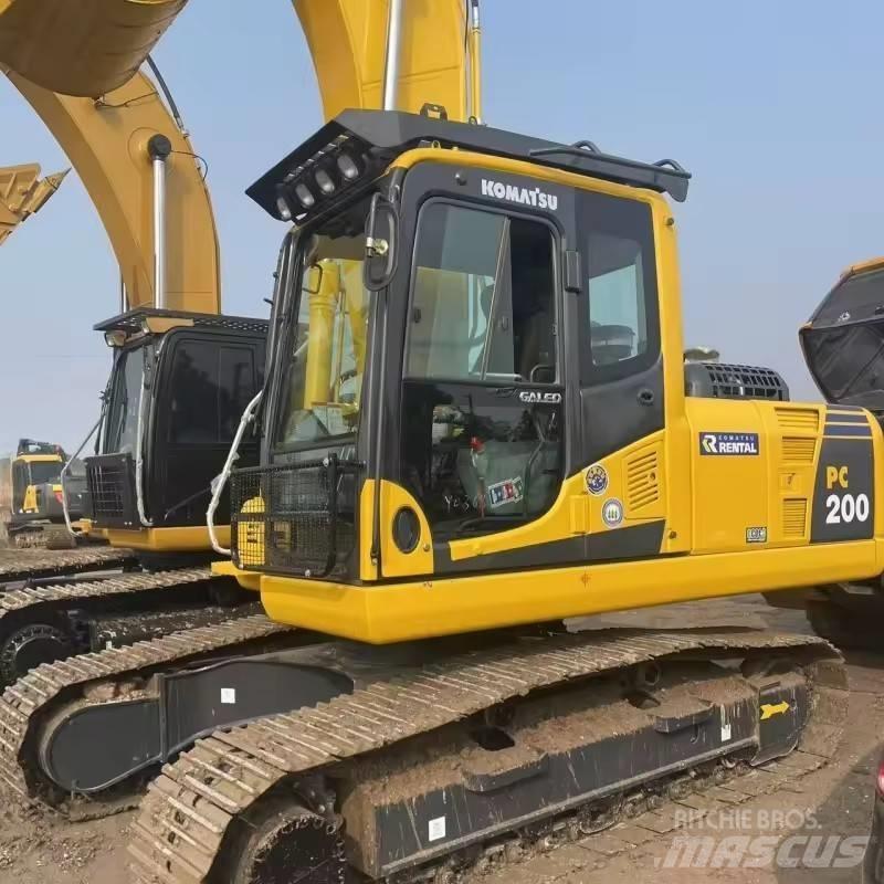 Komatsu PC 200 Rupsgraafmachines