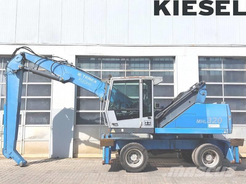 Fuchs MHL 320 F Waste / industry handlers