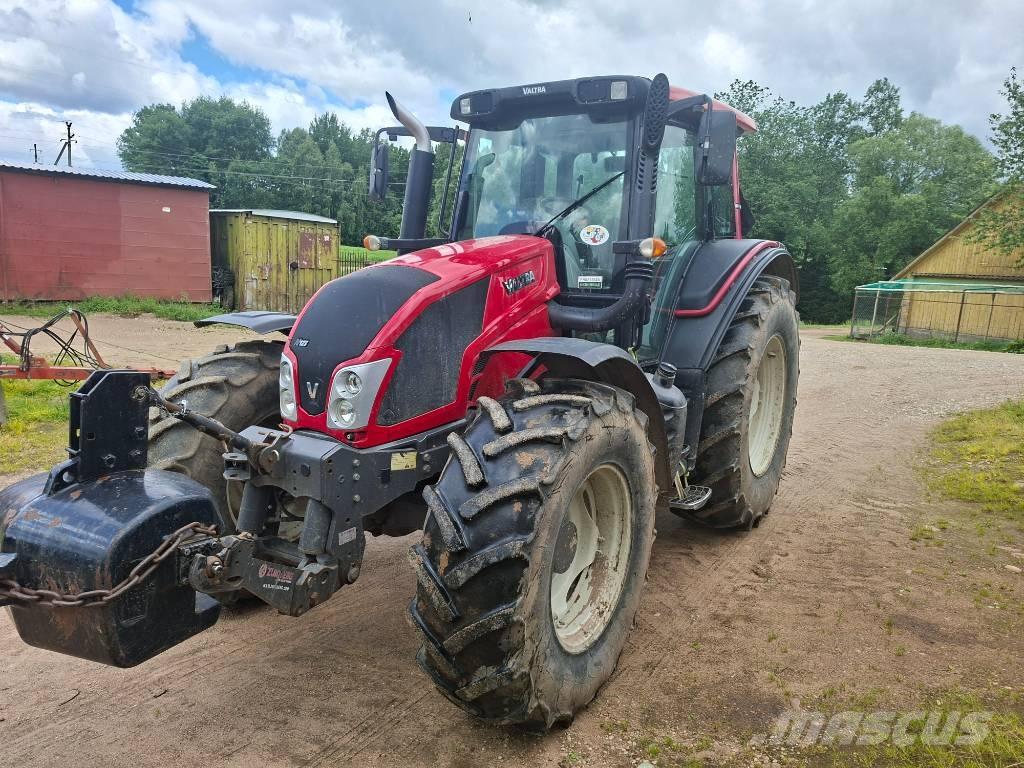 Valtra N 123 Tractoren