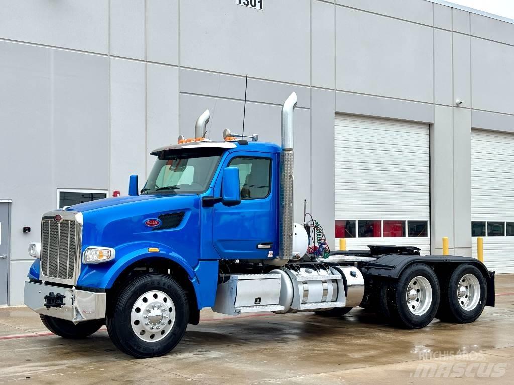 Peterbilt 567 Trekkers