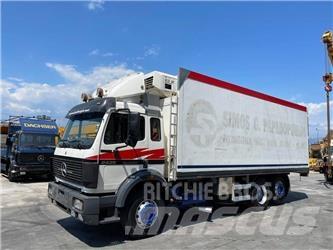 Mercedes-Benz 2435L Koelcontainers