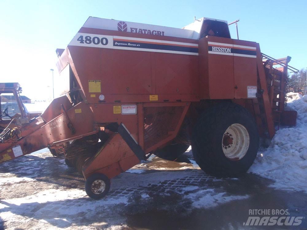 Hesston 4800 Tractoren