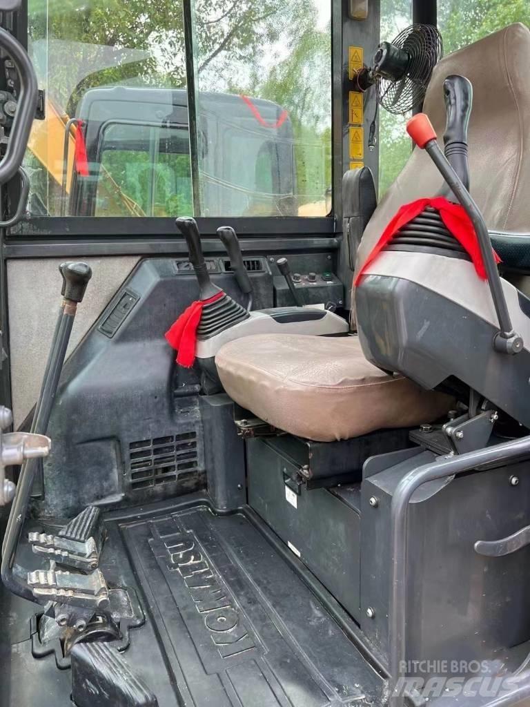 Komatsu PC56-7 Rupsgraafmachines