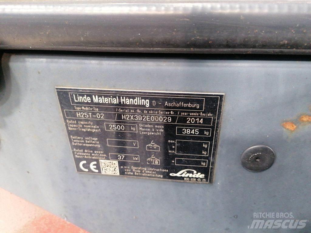Linde H25T-02 LPG heftrucks