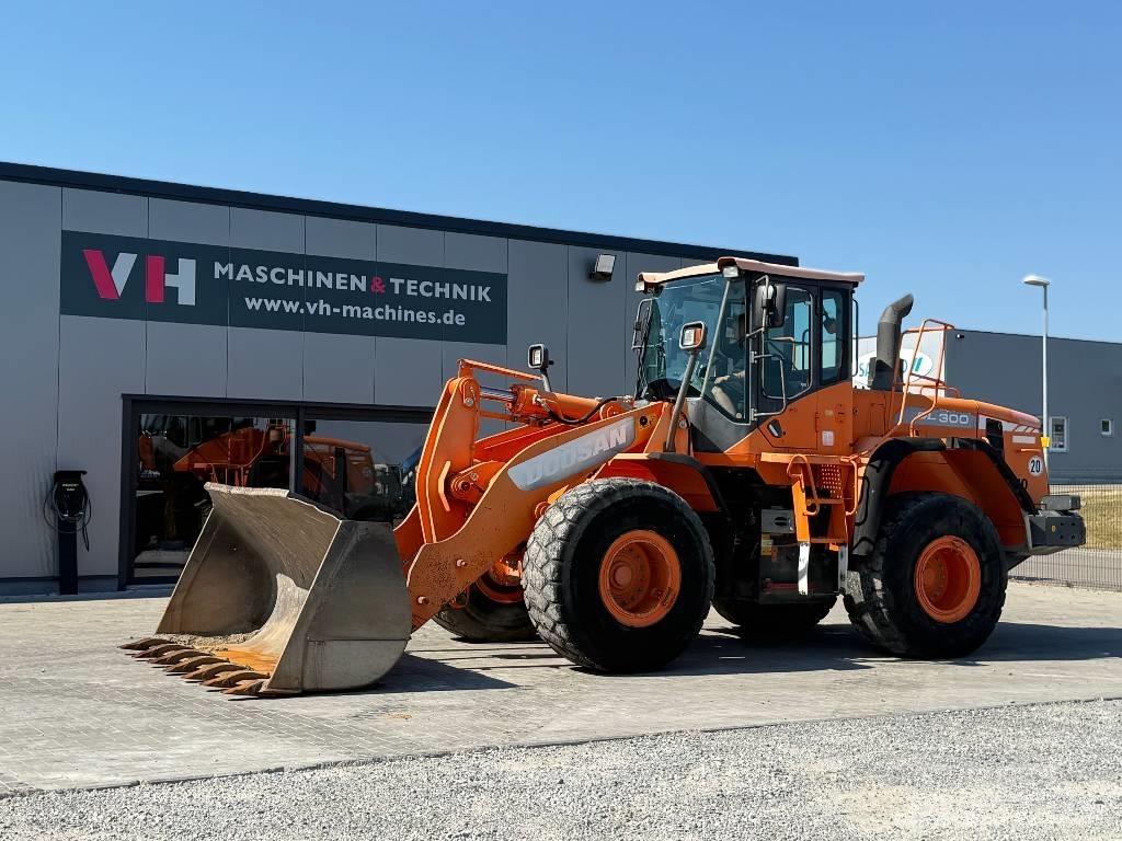 Doosan DL 300-3 Wielladers