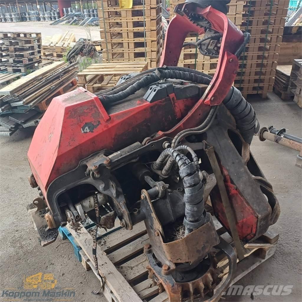 Komatsu C144 Boomvelkoppen