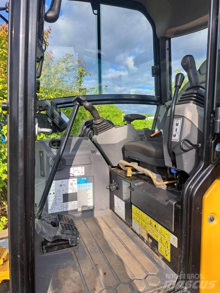 CAT 302cr Minigraafmachines < 7t