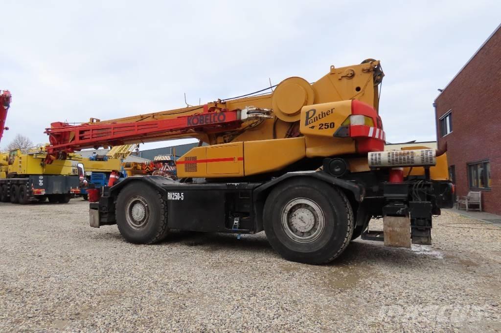 Kobelco RK 250-3 Ruwterrein kranen