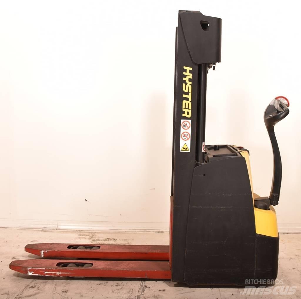 Hyster S1.4 Stapelaar meeloop