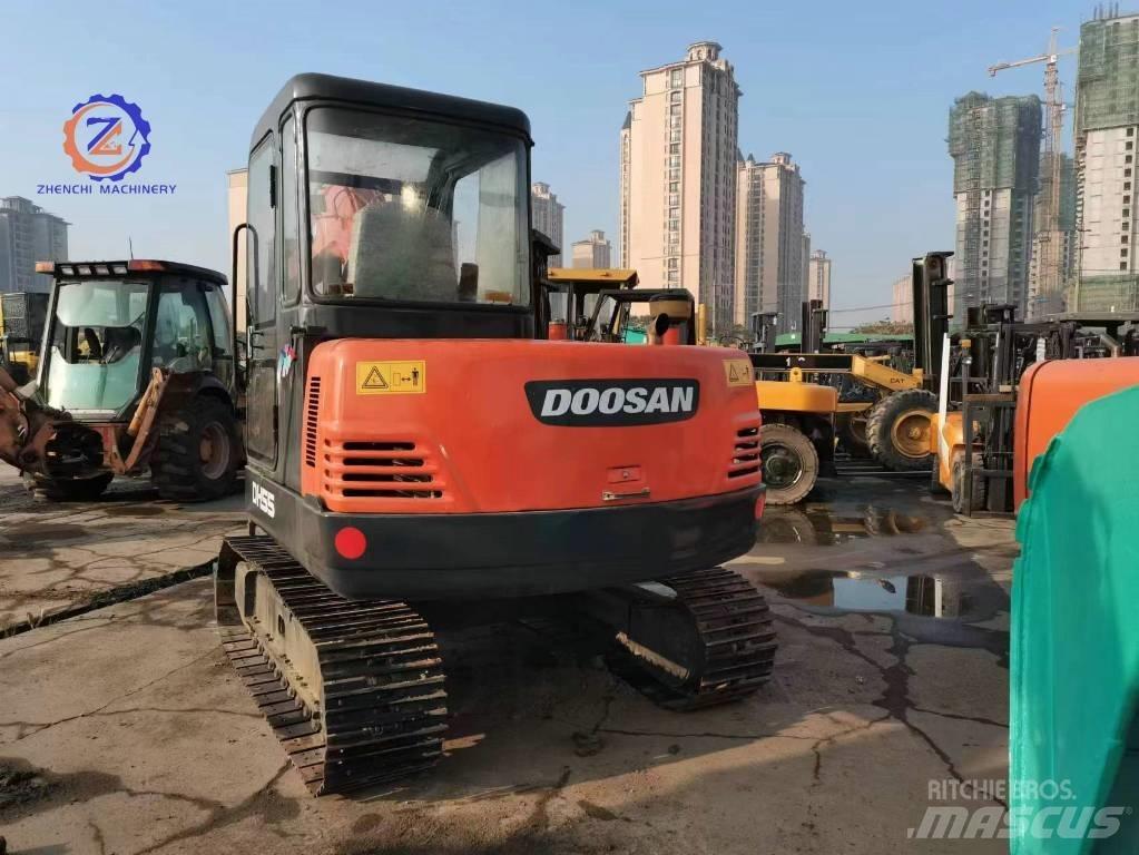 Doosan DH 55 Minigraafmachines < 7t