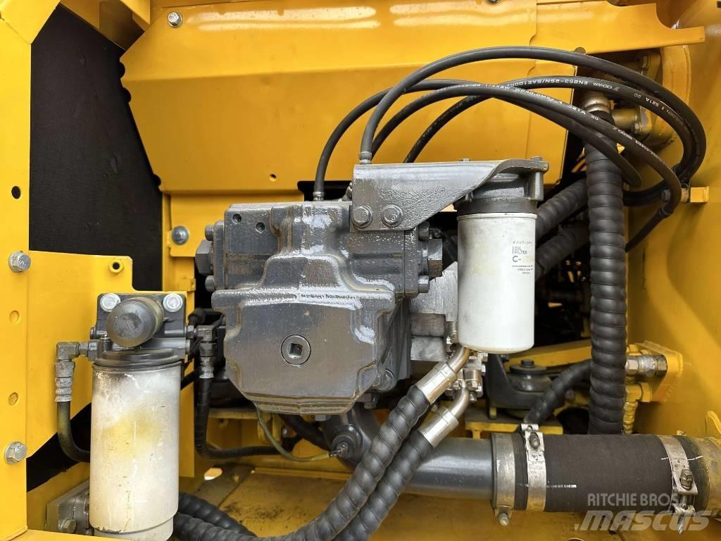 Komatsu PC200-8 Rupsgraafmachines