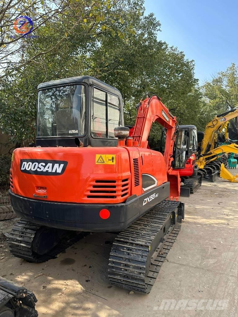 Doosan DH 55 Minigraafmachines < 7t