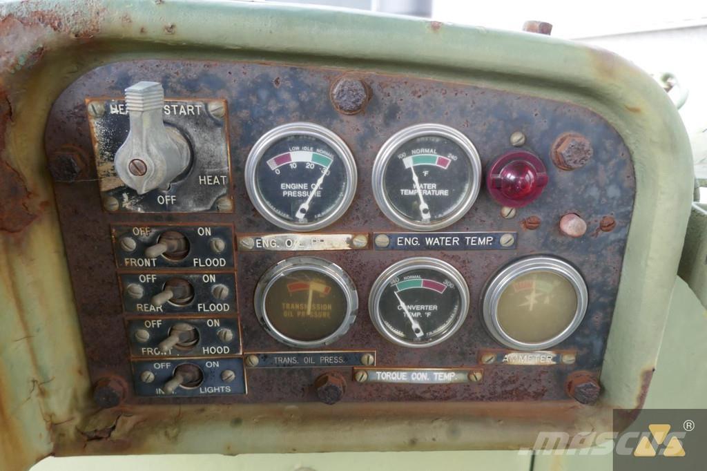 CAT D7F Ex-army Rupsdozers