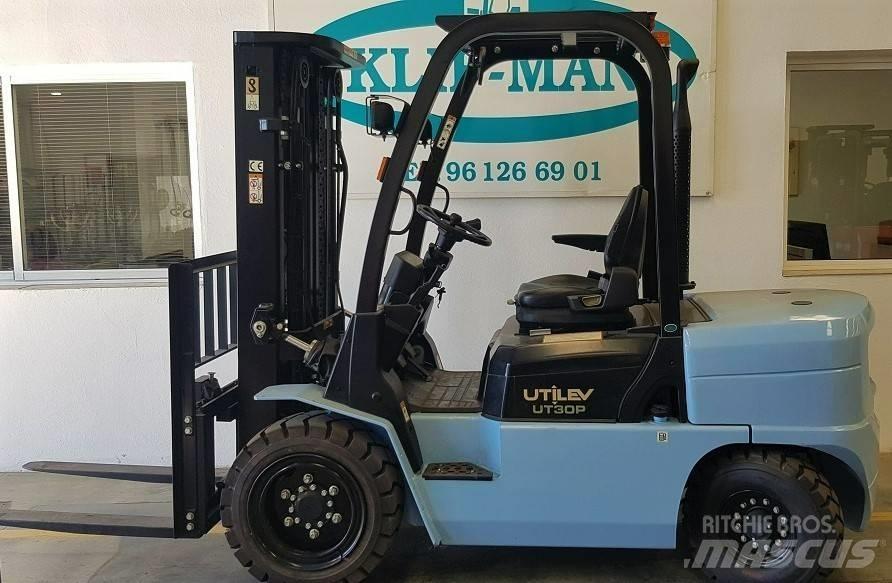 Utilev (5586) UT30P Diesel heftrucks