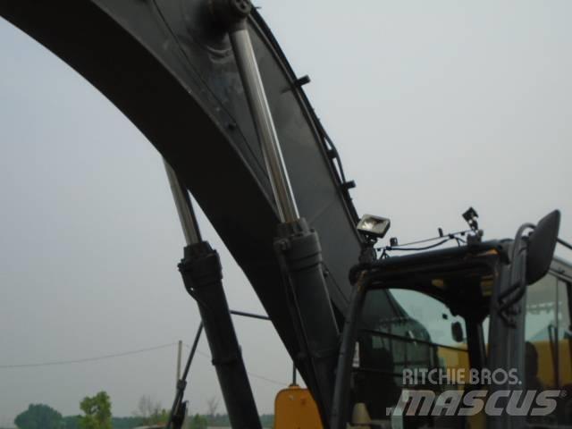John Deere 450 DLC Rupsgraafmachines
