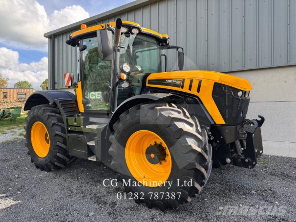 JCB Fastrac 4220 Tractoren