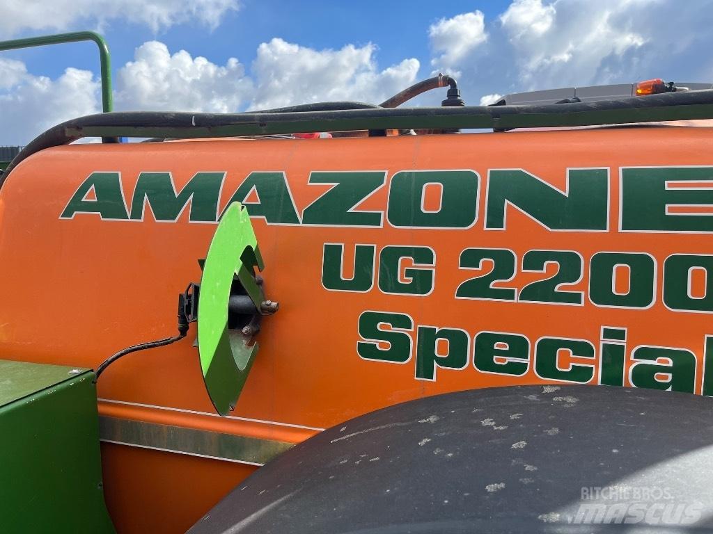 Amazone UG 2200 Getrokken spuitmachines
